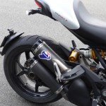 blanche : Ducati Monster 1200 S