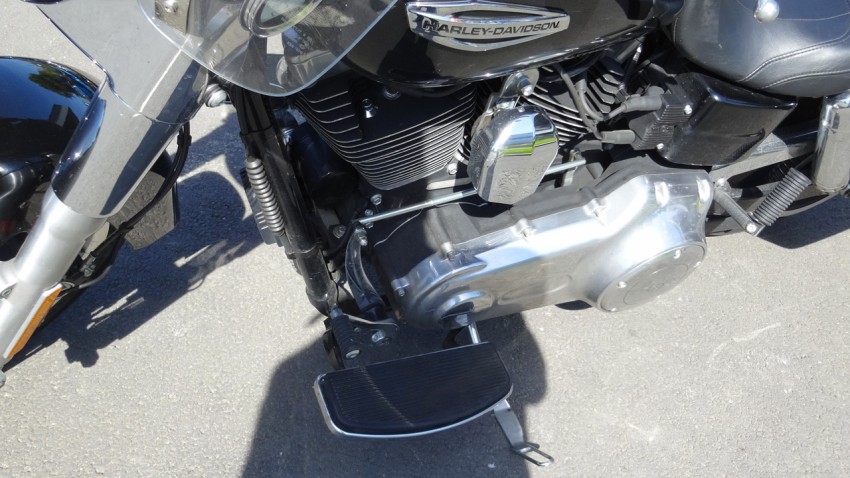 repose pied pour le pilote Switchback Harley Davidson