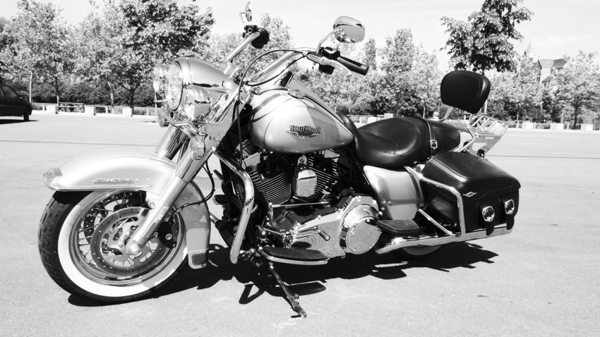 moto américaine Harley Davidson, photo noire et blanc