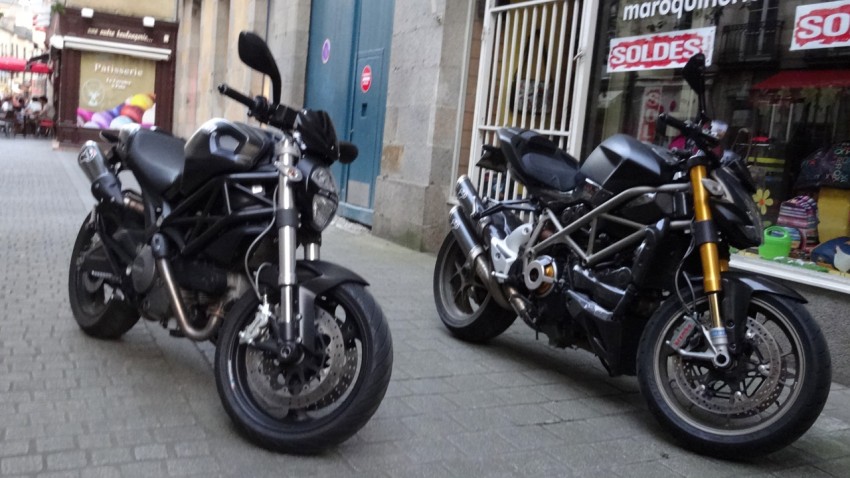 moto ducati à Rennes