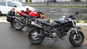 Ducati à Rennes pour une sortie moto sous la pluie Bretonne