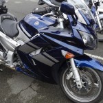Yamaha FJR bleue
