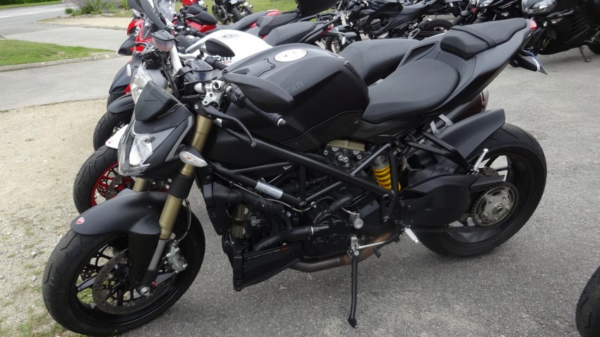 Ducati Streetfighter 848 noir