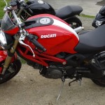 Ducati 1100 Evo Monster à Lanester