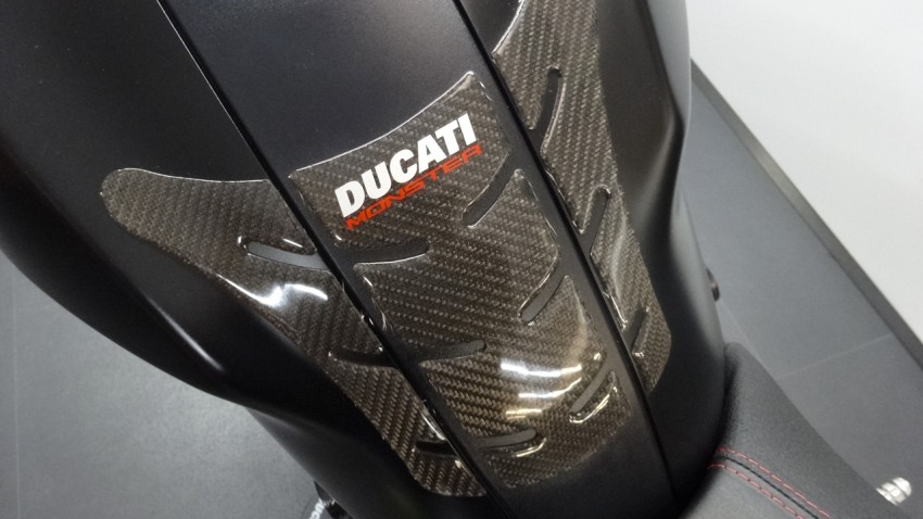 protection réservoir Ducati