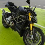 Ducati 1098 S Streetfighter noir mat de David Jazt