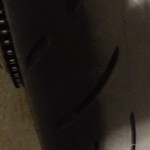 bord du pneu gauche S20 Evo sur le Ducati Streetfighter 1098 S