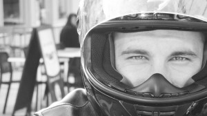 Alexandre, motard Rennais en Triumph Street Triple