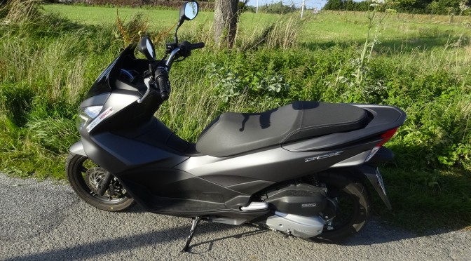 honda Scooter pcx 125 gris mat 2014