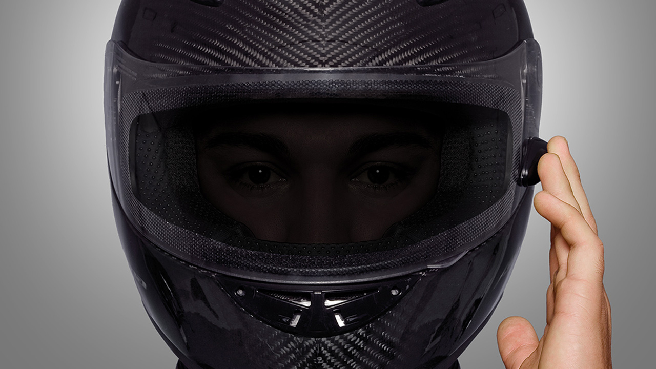 Casque moto Arai : visière fumée ou visière claire ?