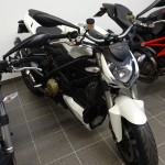 Ducati Streetfighter 1098 Blanc