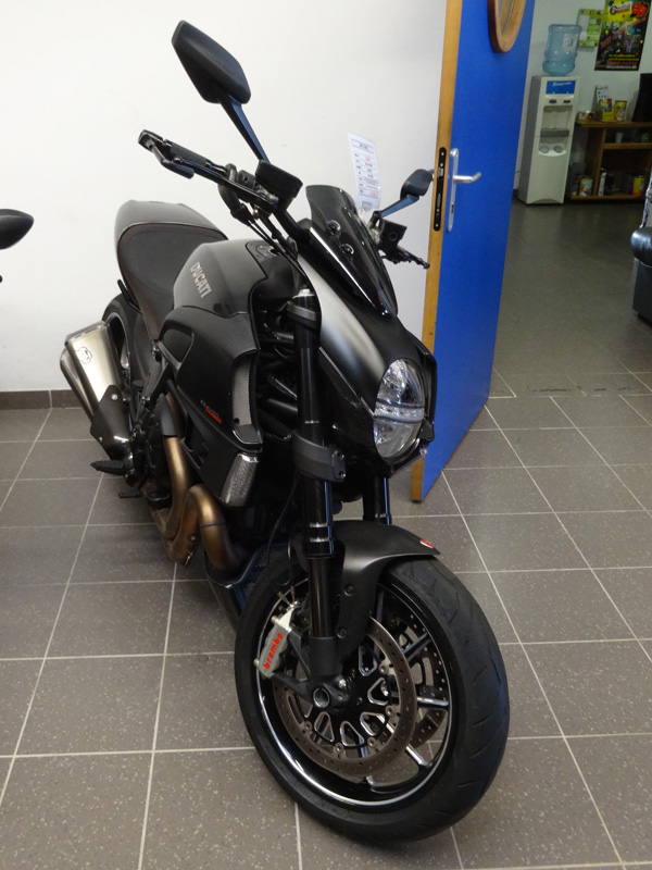 Ducati Diavel 2013