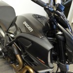 réservoir Carbone sur le Diavel