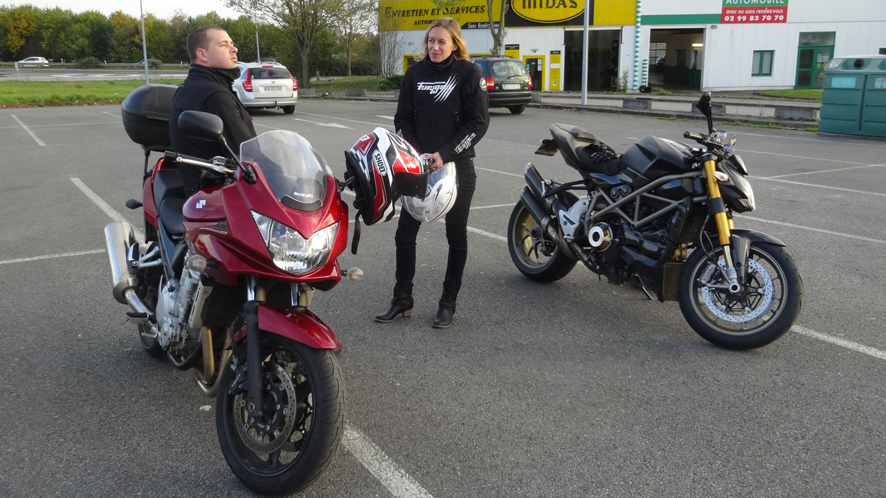 équipe de motard à Rennes