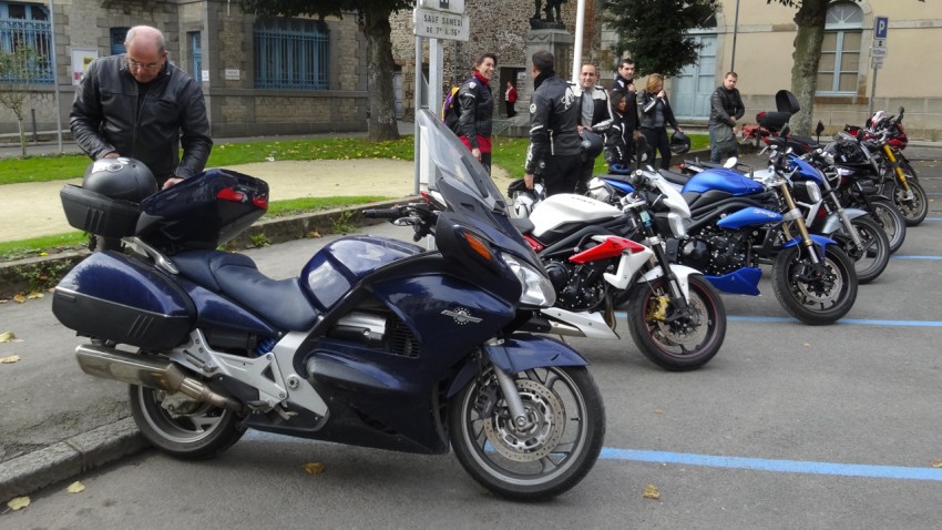 Motards Rennais à Dol de Bretagne