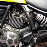 moteur du scrambler icon jaune