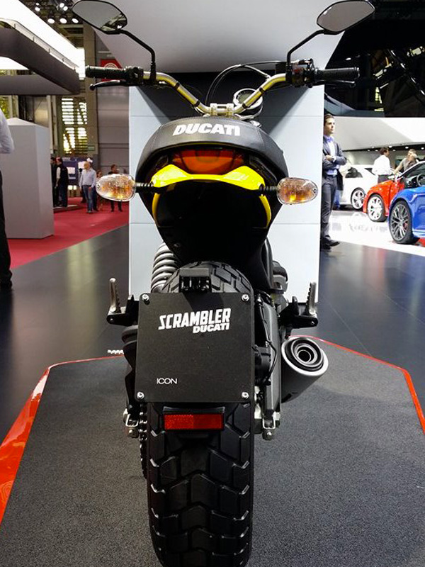 ducati scrambler icon jaune