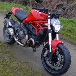 moto rouge italienne