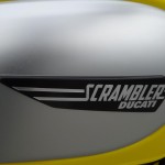 ducati scrambler icon jaune