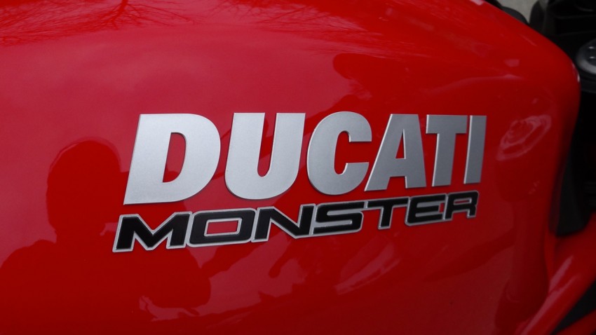 Ducati Monster rouge 2015