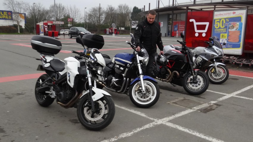 sortie moto à Dinan (Côtes d'Armor)