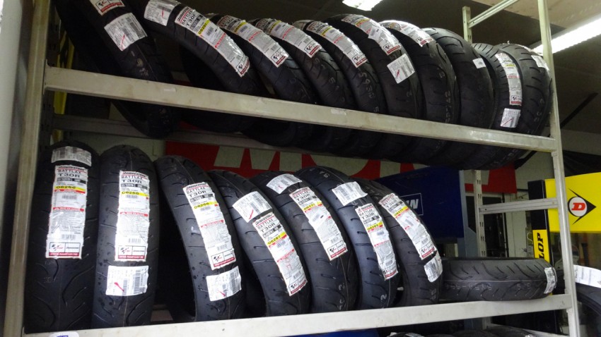 large choix de pneus moto chez Dafy moto Rennes