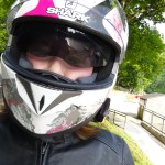 Laura et son casque moto de chez iCasque