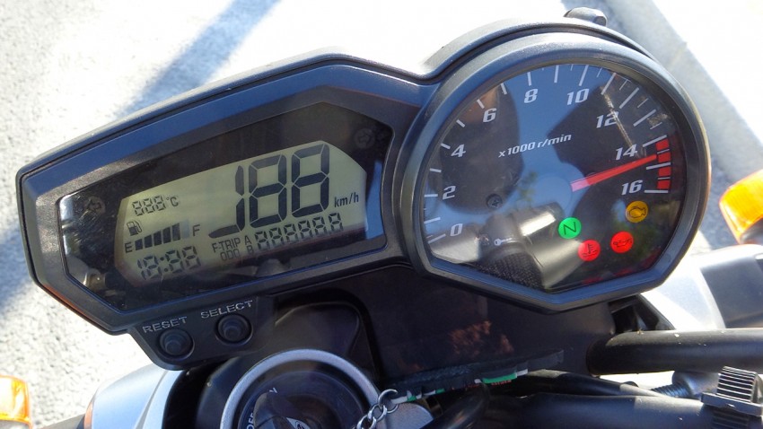 compteur du FZ 6 98cv S2