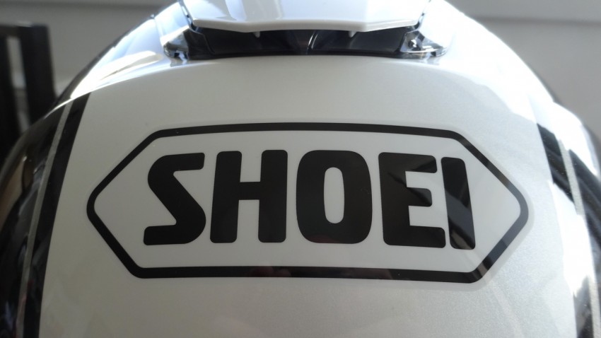 logo noir fond blanc Shoei