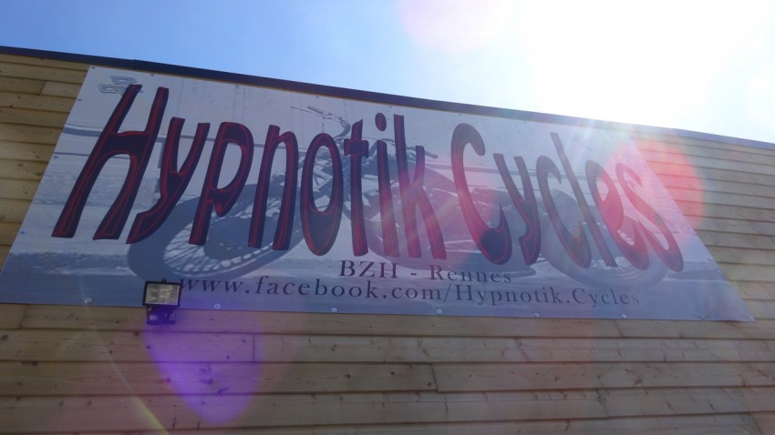 logo Hypnotik Cycles