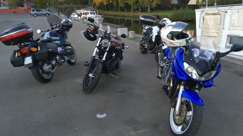 balade moto avec les copains