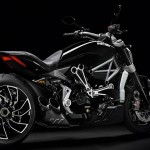 Xdiavel vue ¾ arrière droit