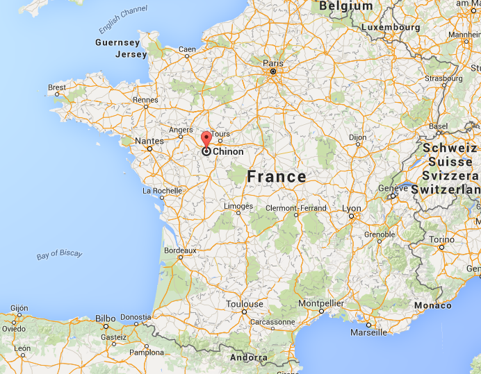 Où se trouve Chinon en France ?