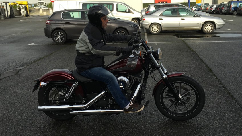 Bruno sur son Streetbob Harley Davidson