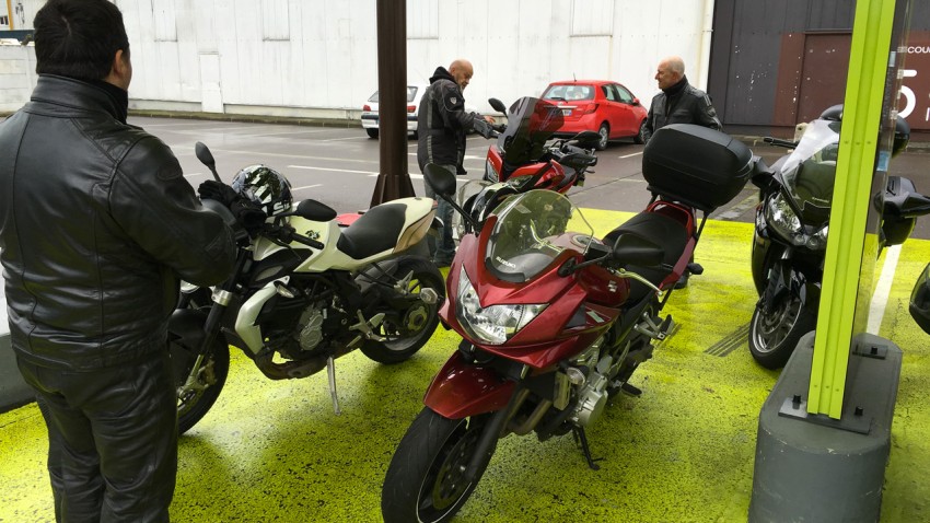 balade moto en groupe à Rennes