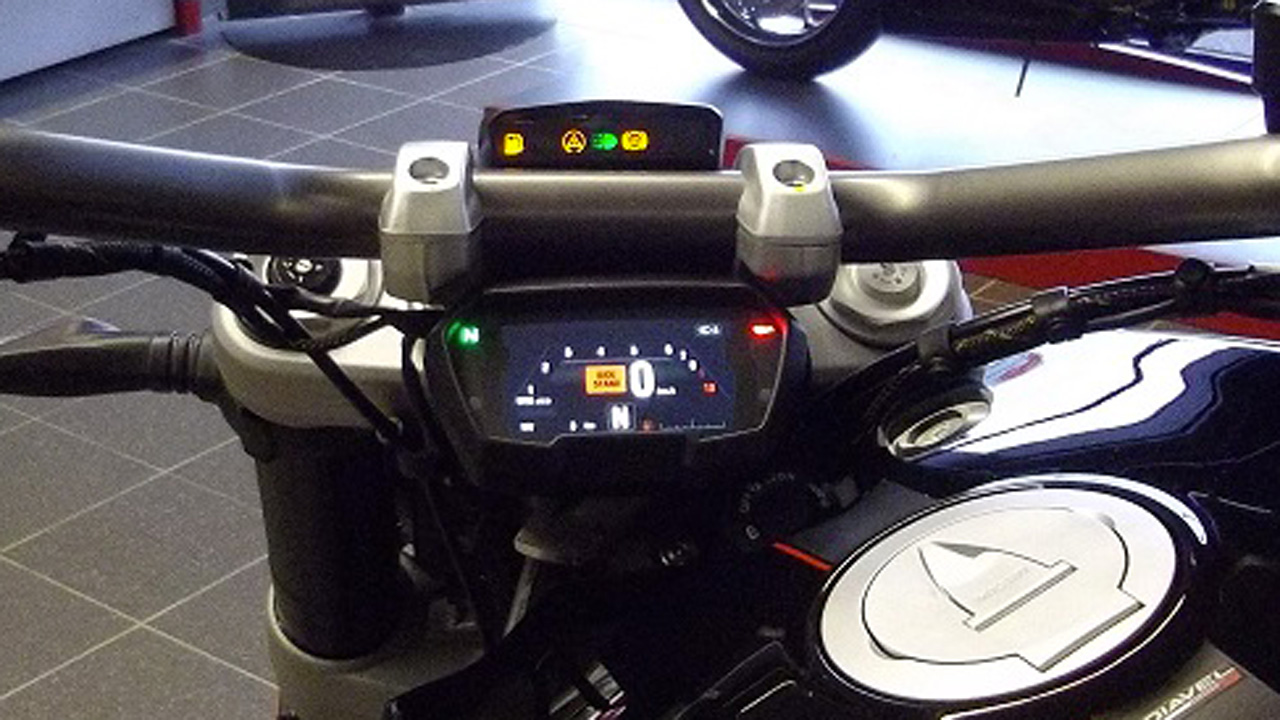 tableau de bord du Xdiavel S