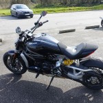 Xdiavel vue de côté gauche