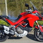 moto Ducati Multistrada 1200 S rouge