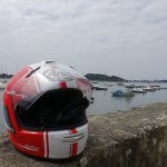 motard en bord de mer