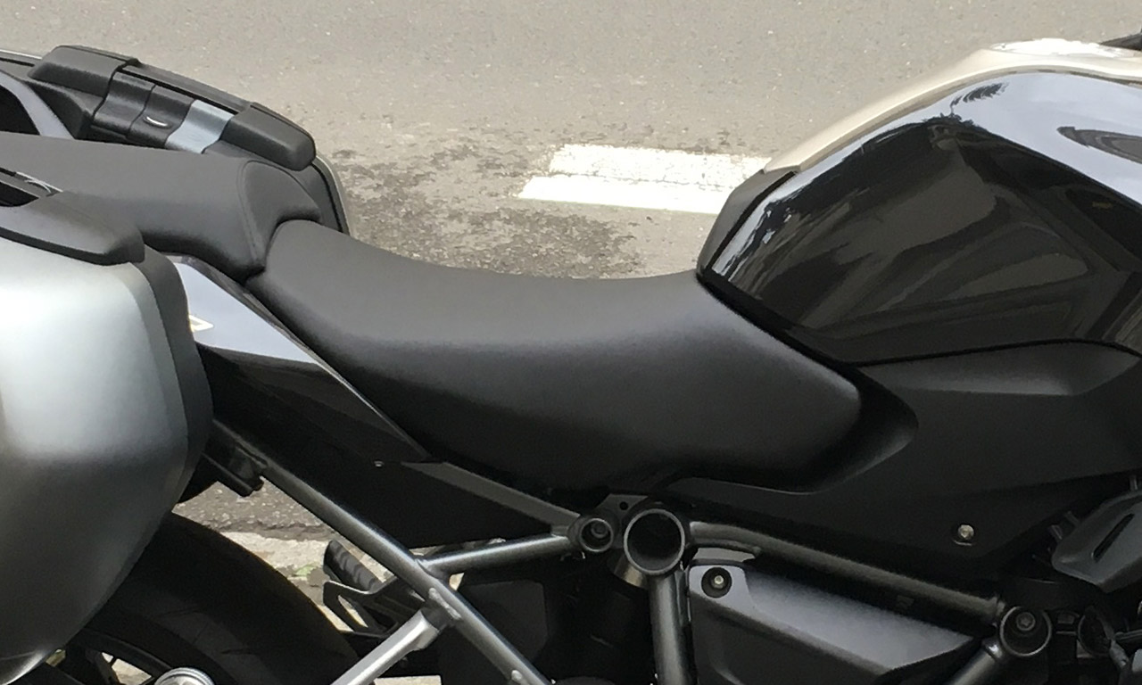 sele haute sur le R1200R BMW