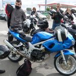 Romain et Mélodie en Suzuki SVS 650