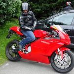 Ben sur sa Ducati Hypersport 999