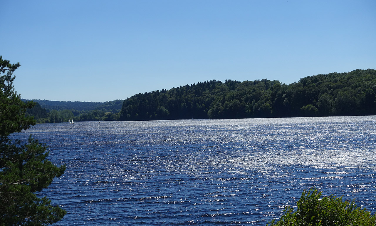 lac près de Besse