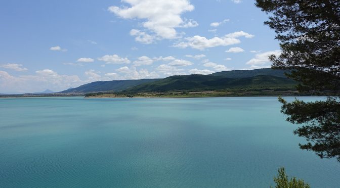 Vue sur Yesa en Espagne