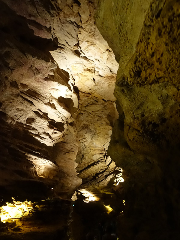 Ambiance dans le gouffre de Padirac