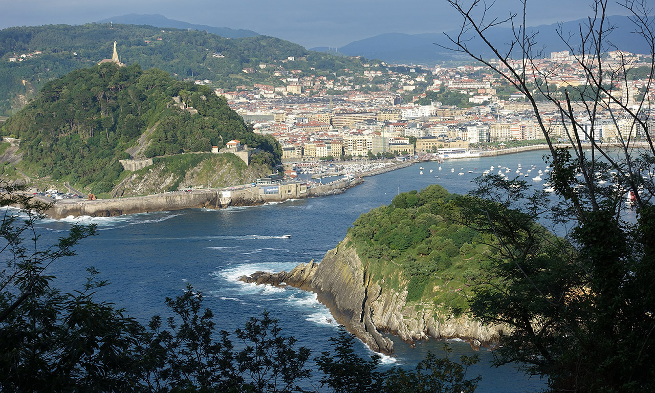 saint sebastien depuis l'hôtel mercure