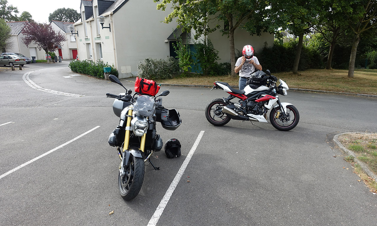 sortie moto Jean-Claude avec le R12R