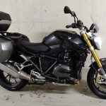 moto BMW R1200R 2016 noire fourche or