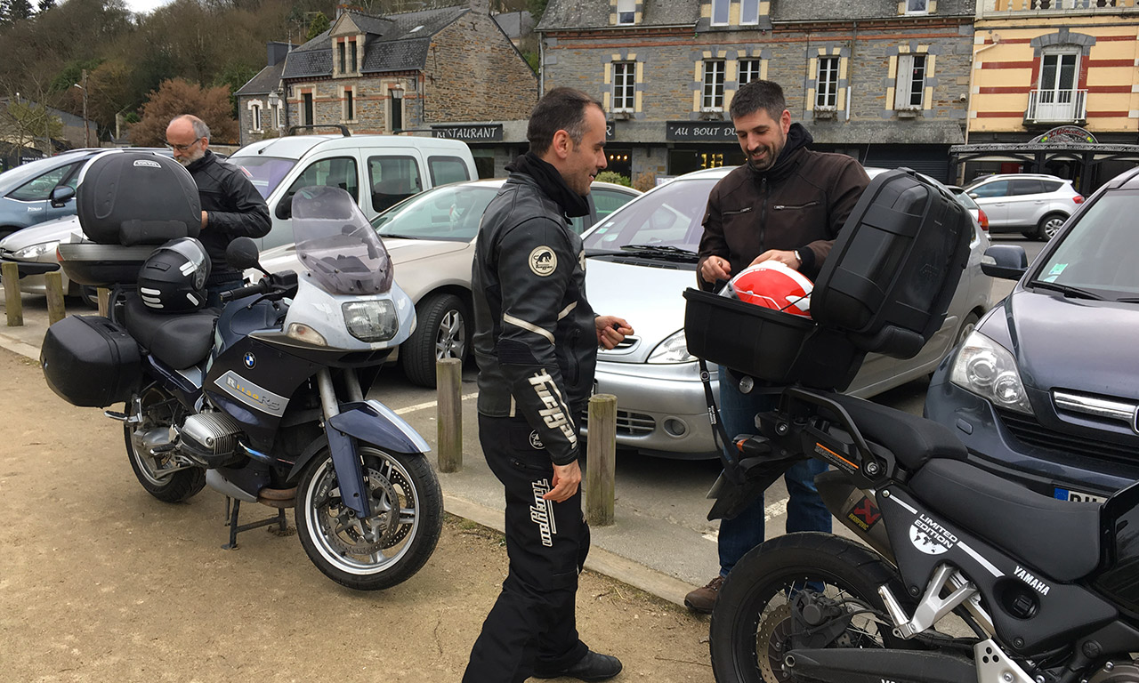 départ de la Gacilly vers Rennes à moto 