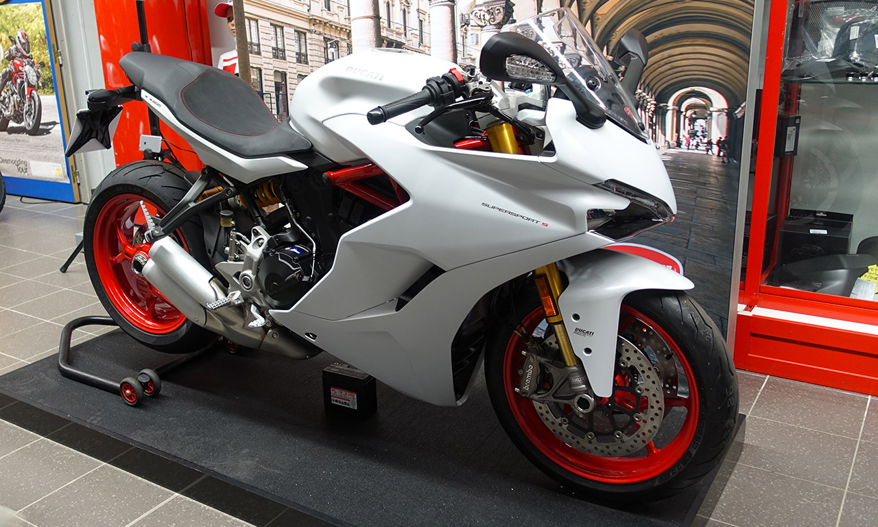 Ducati Supersport Banc Capot Rouge Passager Couverture NEUF 